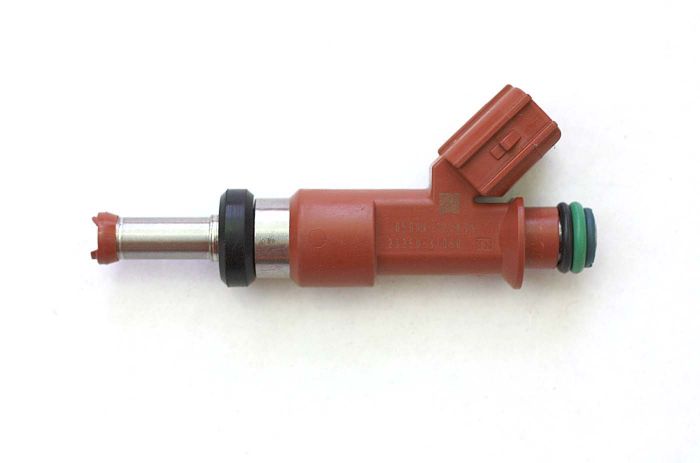 2007-14 Toyota Tacoma, 4-Runner, 2TRFE, 12322M Denso Fuel Injector.  Available in Matched Sets