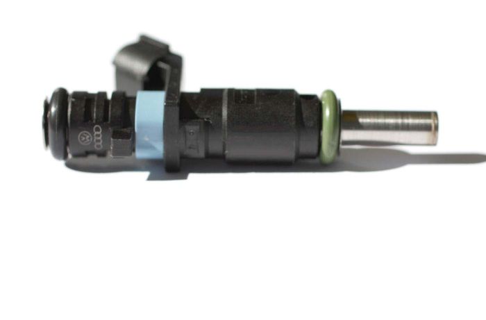 Siemens Deka Fuel Injector with extended nozzle (see menu for flow-rate options)